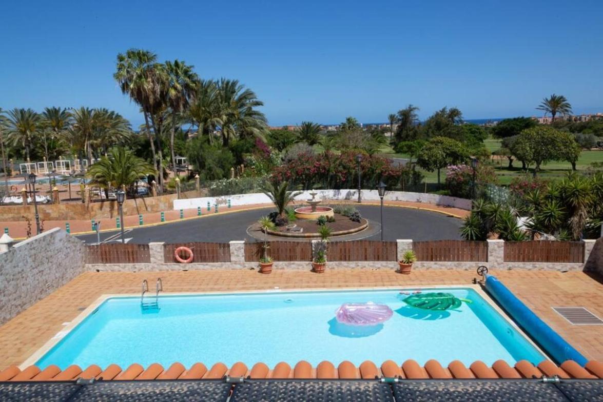 Holiday Villa Vergel With Huge Private Pool, Jacuzzi, Sauna & Bbq By Amazzzing Travel Caleta De Fuste Eksteriør bilde