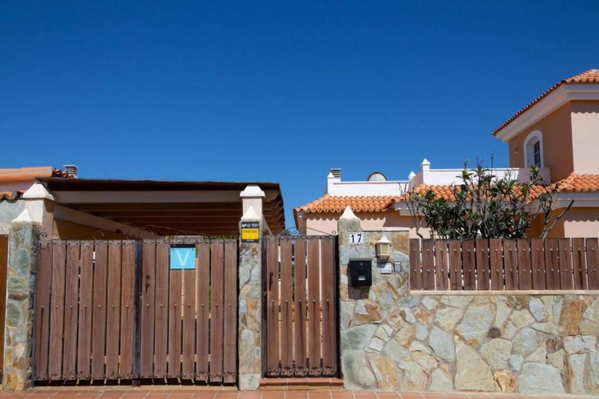 Holiday Villa Vergel With Huge Private Pool, Jacuzzi, Sauna & Bbq By Amazzzing Travel Caleta De Fuste Eksteriør bilde